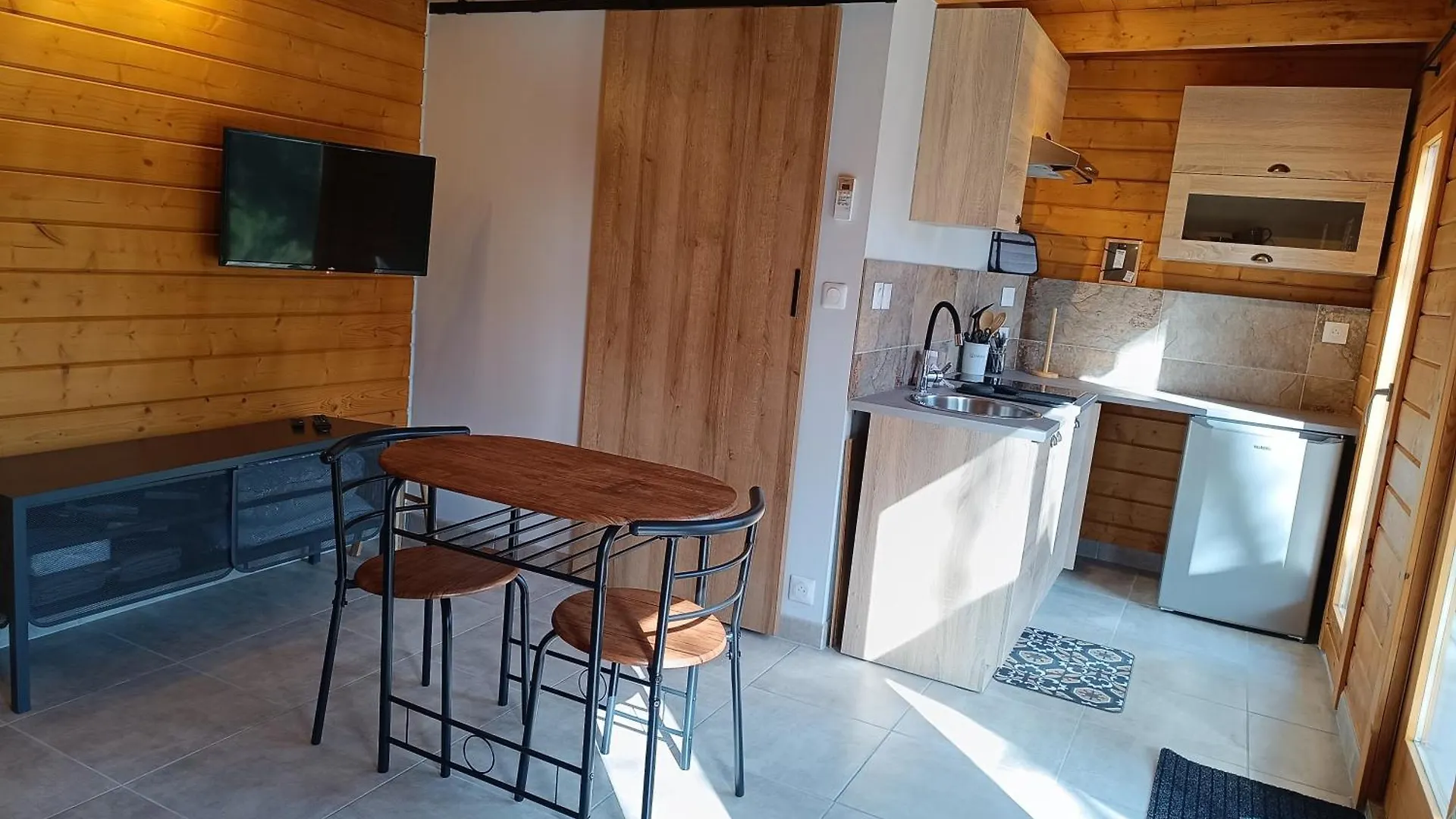 Apartament Escapade Sous Les Pins 20M2 Aurons
